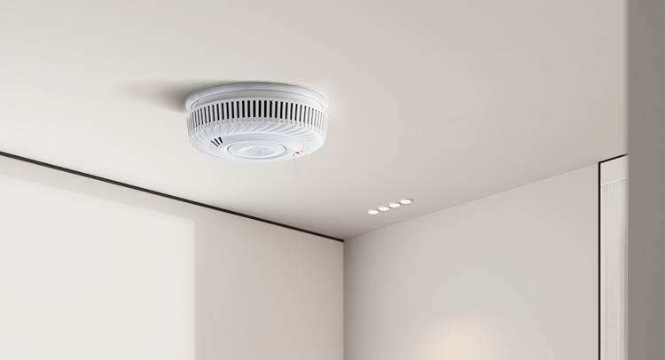 别让火灾成为“默然的悲剧”:烟雾报警器的真相与误区 别让火灾成为“默然的悲剧”:烟雾报警器的真相与误区